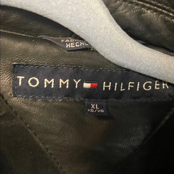 Tommy Hilfiger Black Leather Bomber Jacket with Patch - Picture 3 of 4